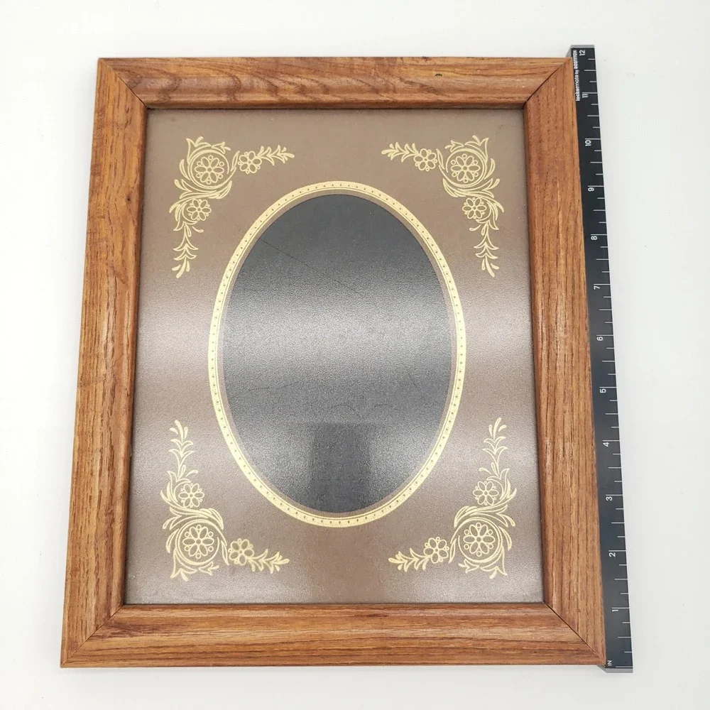 Vintage Oak Wood Floral Gold Filigree Oval Glass Portrait Picture Frame Tabletop